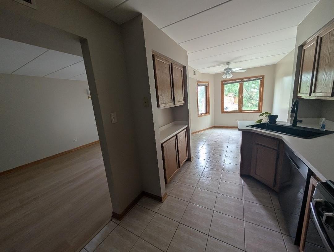 8809 S 79th Ave #20 - Photo 5 of 16