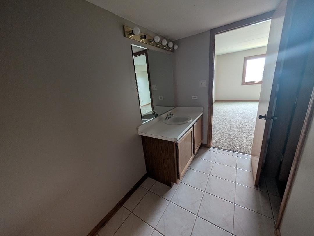 8809 S 79th Ave #20 - Photo 6 of 16