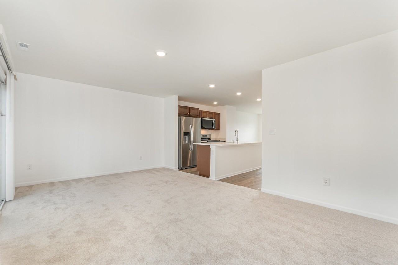 2131 Sassafras Way #C - Photo 3 of 15