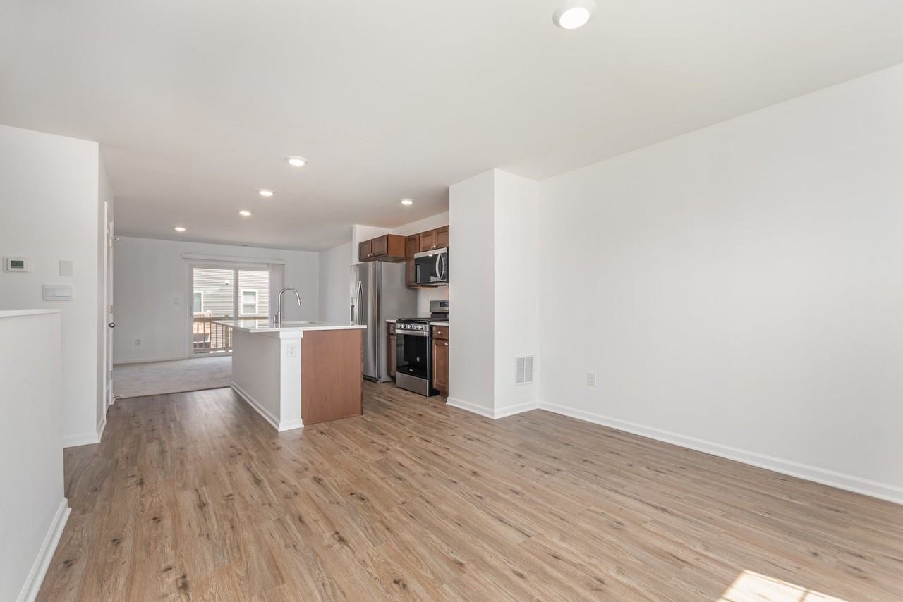 2131 Sassafras Way #C - Photo 4 of 15
