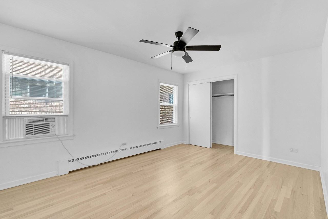 4614 N Central Ave #3 - Photo 7 of 14
