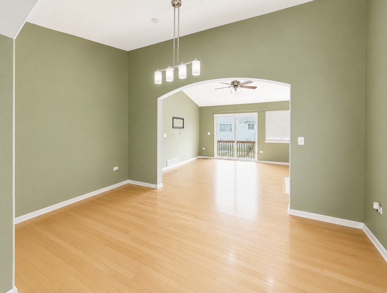 3131 Saganashkee Ln #3131 - Photo 7 of 16