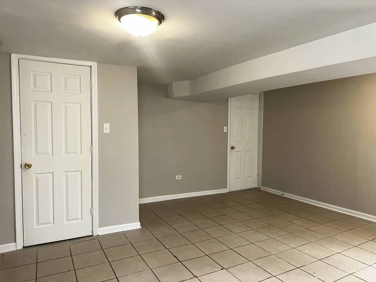 7719 S Essex Ave #B - Photo 4 of 7