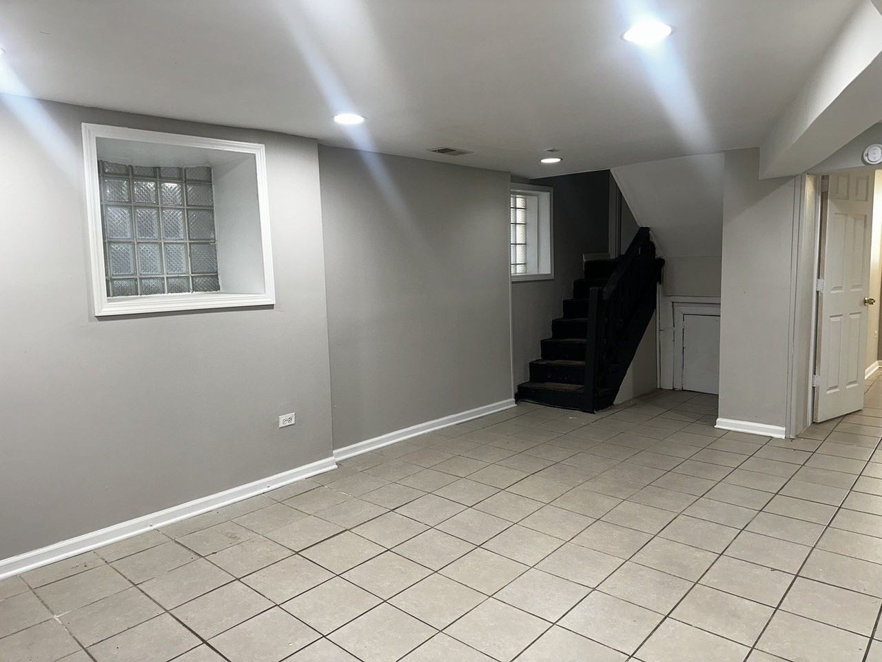7719 S Essex Ave #B - Photo 5 of 7