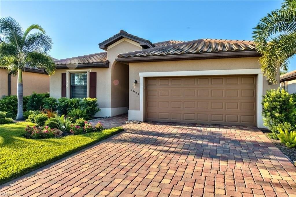 13509 San Georgio Dr - Photo 2 of 37