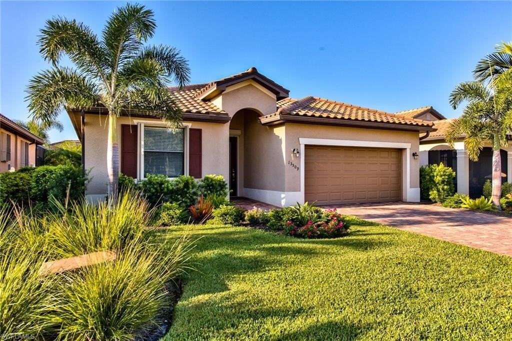 13509 San Georgio Dr - Photo 3 of 37