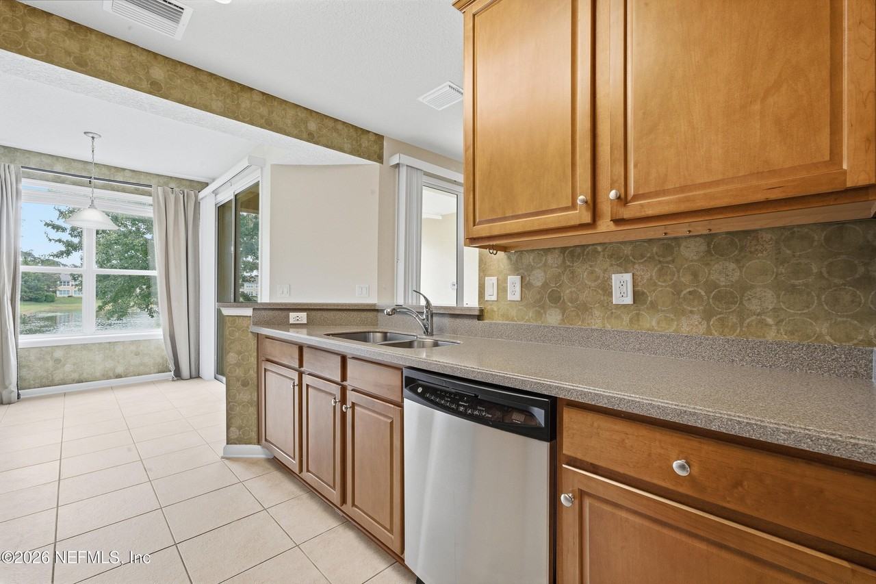 6668 White Blossom Cir #33F - Photo 5 of 35