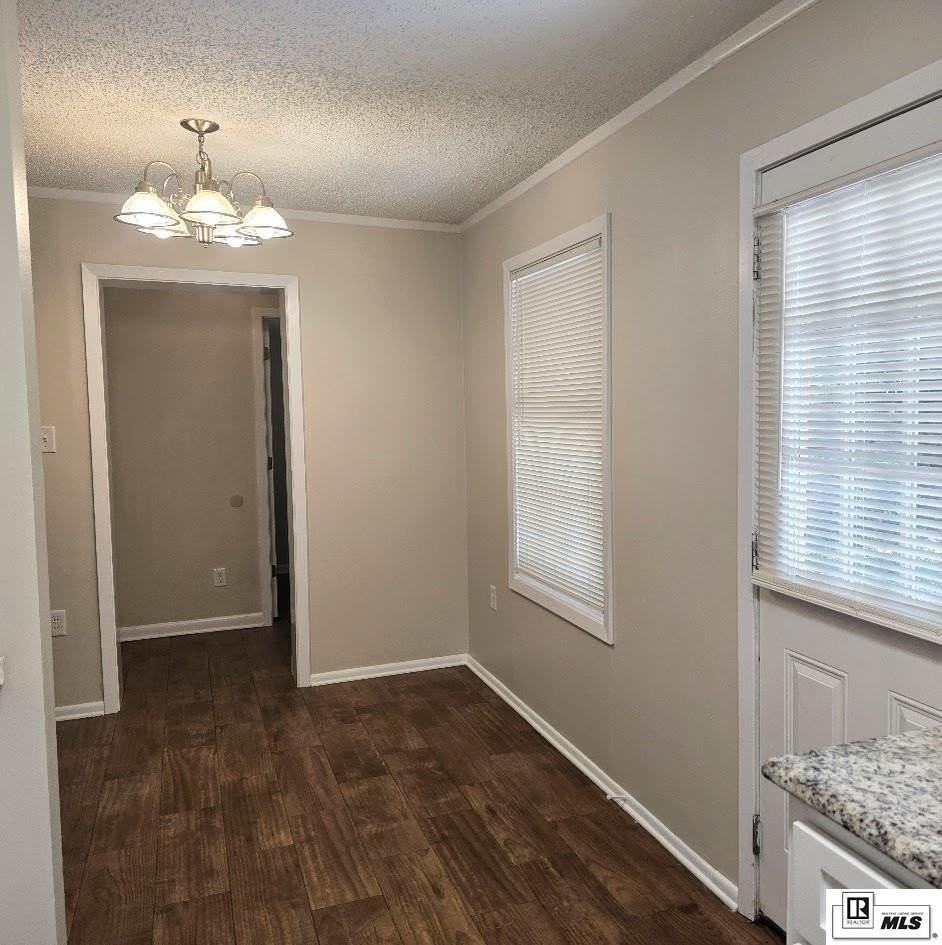 2306 Debastrop Dr - Photo 7 of 18