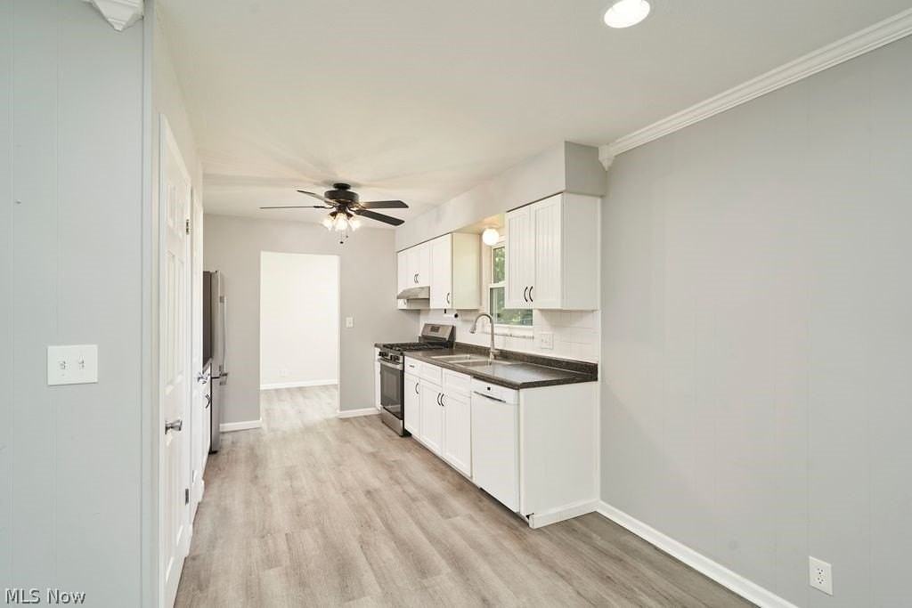 432 Mackinaw Ave - Photo 7 of 16