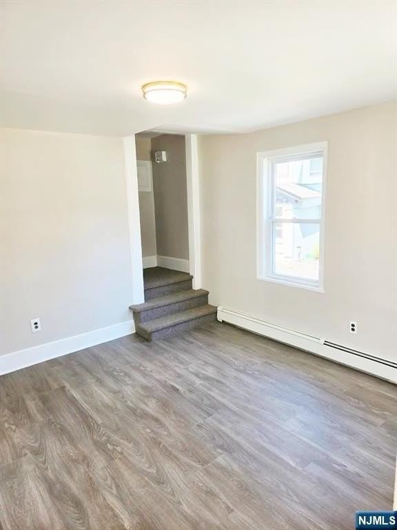 7 Oak St - Photo 4 of 25