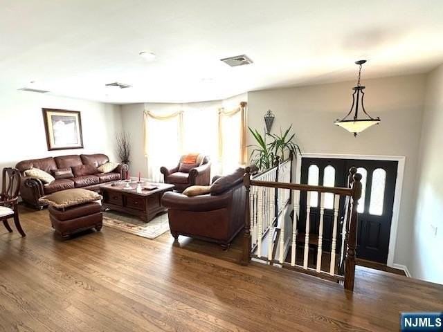 8 Towsen Rd #1 - Photo 2 of 12