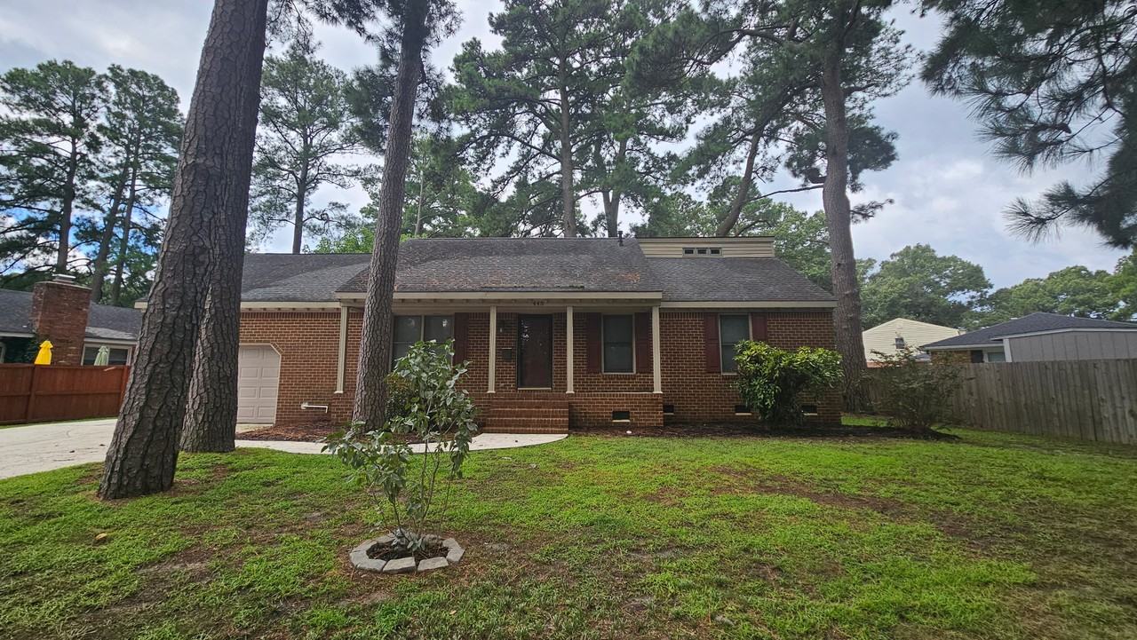 445 W Chickasaw Rd #1 - Photo 2 of 34
