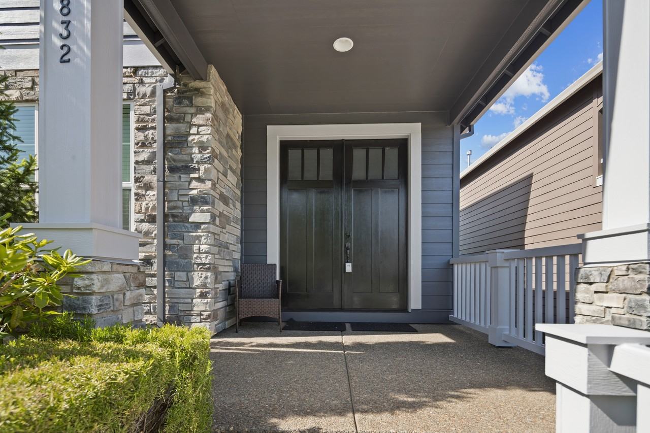 5832 Nw Bannister Dr #1 - Photo 5 of 41