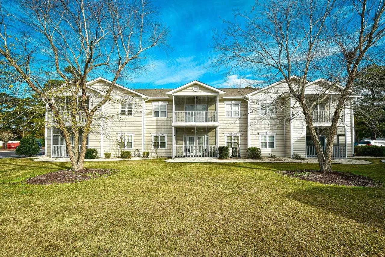3307 Sweetwater Blvd #1 - Photo 2 of 10