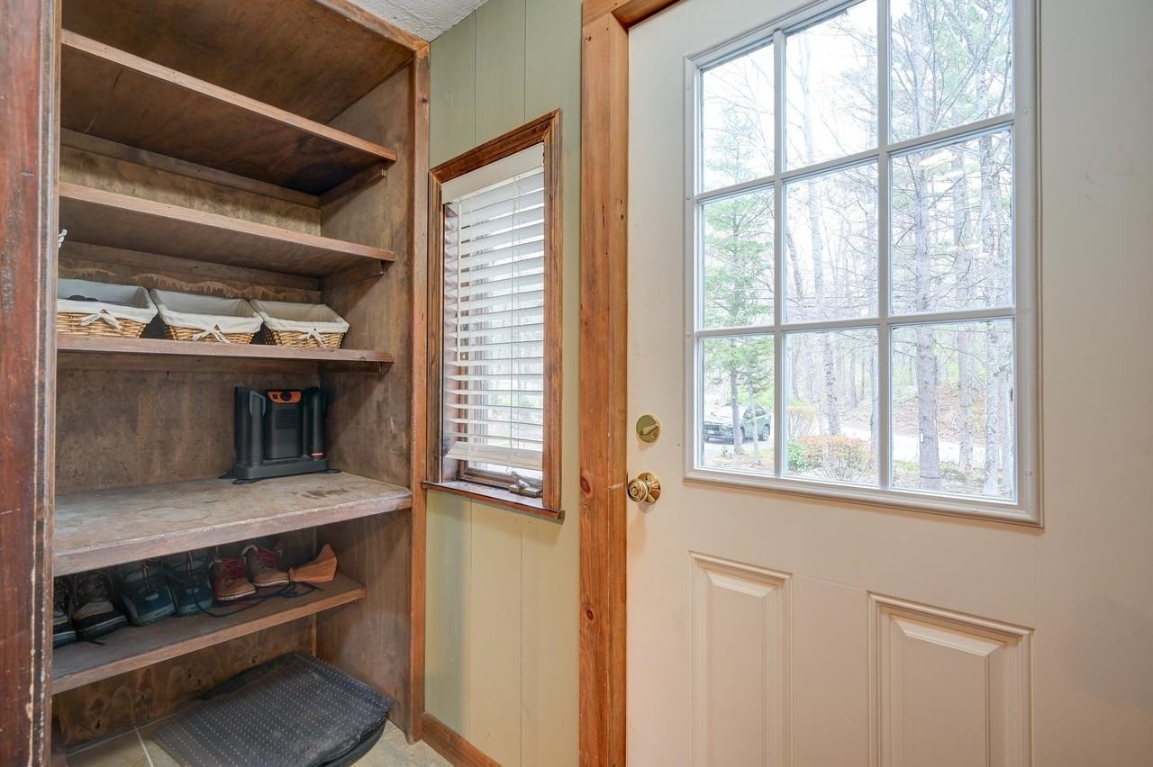 21 Littlefield Road - Photo 4 of 46