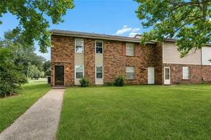 featured image of 1128 Saint Maria St