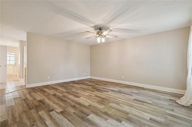 1128 Saint Maria St - Photo 3 of 18