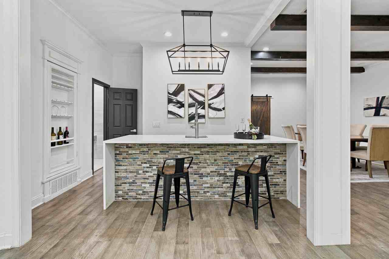 450 Ginger Ct - Photo 7 of 37