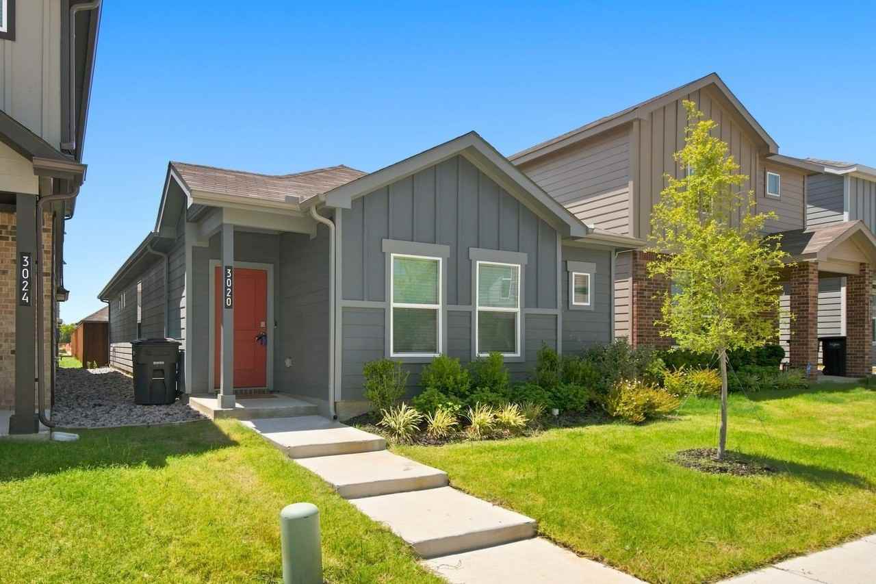 3020 Pecan Farm Ln - Photo 2 of 29