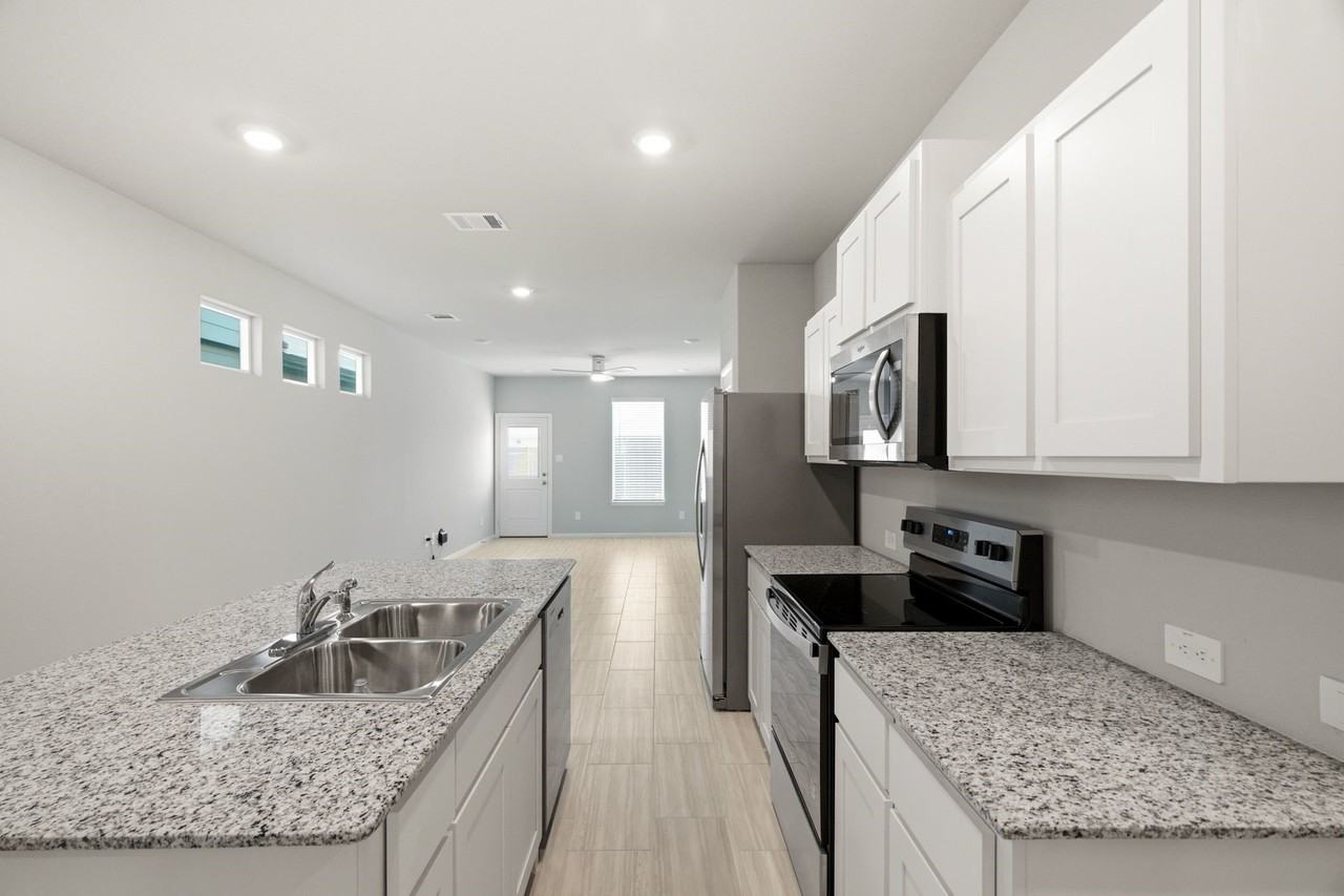 3020 Pecan Farm Ln - Photo 7 of 29