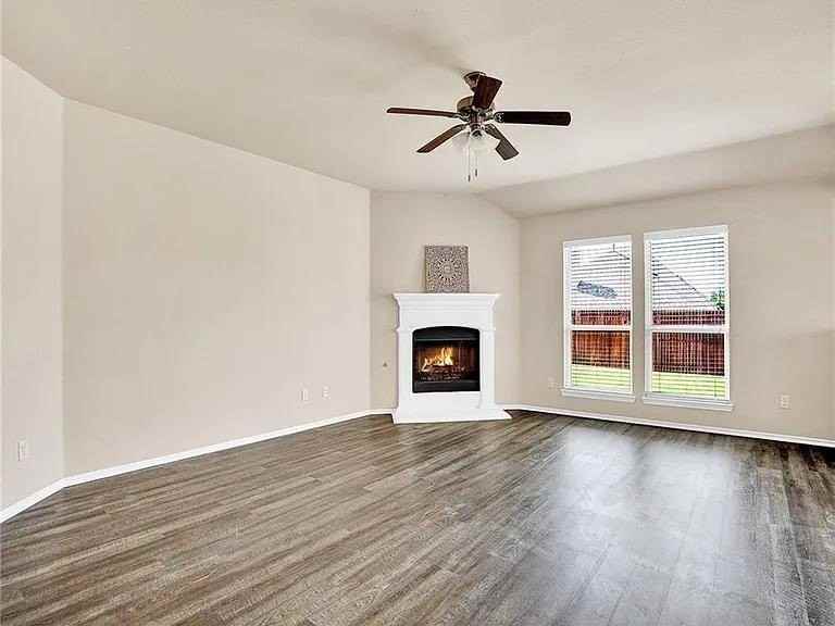 2208 Jonathan Creek Dr - Photo 7 of 13