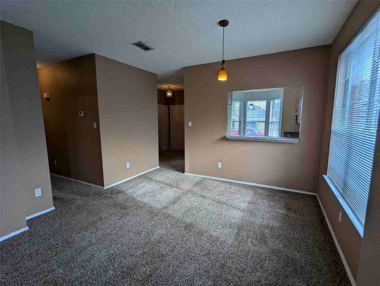 6425 Rainwater Way - Photo 5 of 21