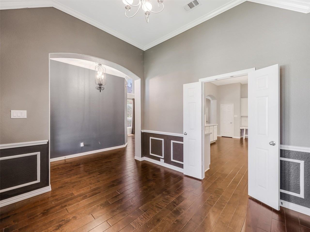 957 Turnstone Trl - Photo 5 of 34