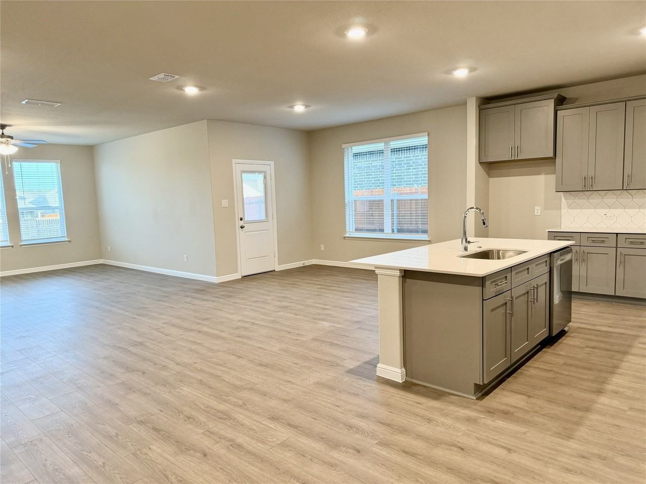 15129 Ram Rock Dr - Photo 5 of 22