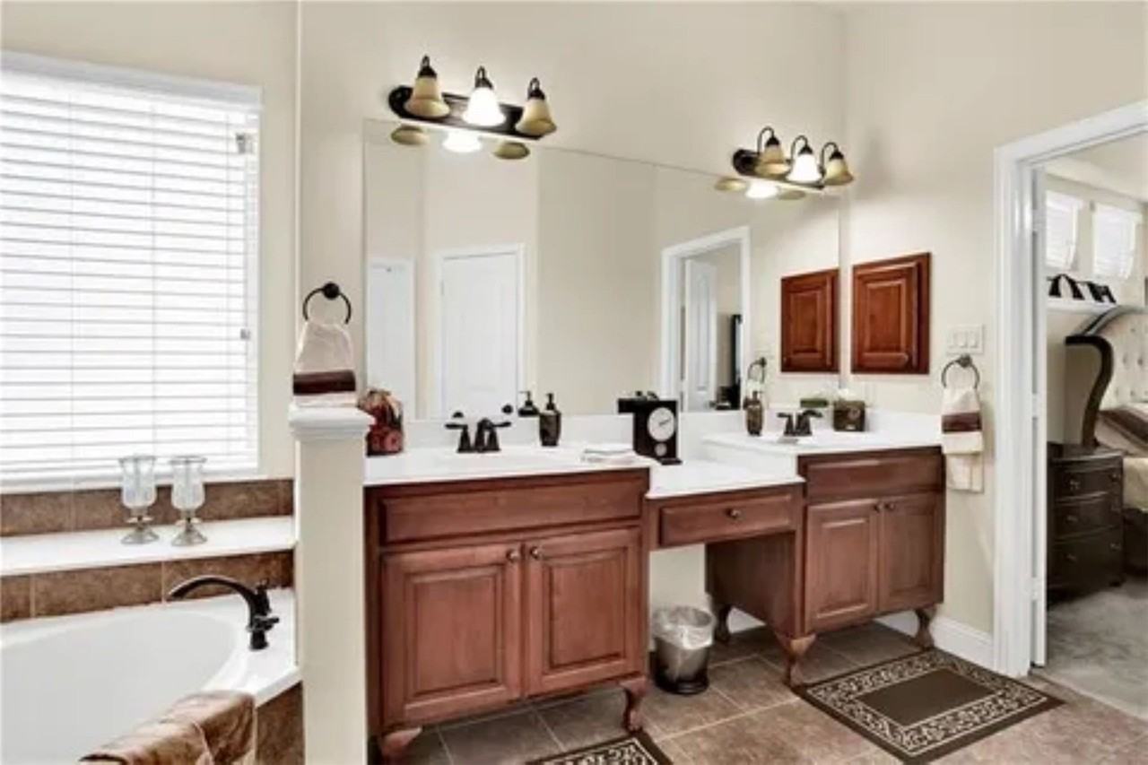 909 Araf Ave - Photo 6 of 7
