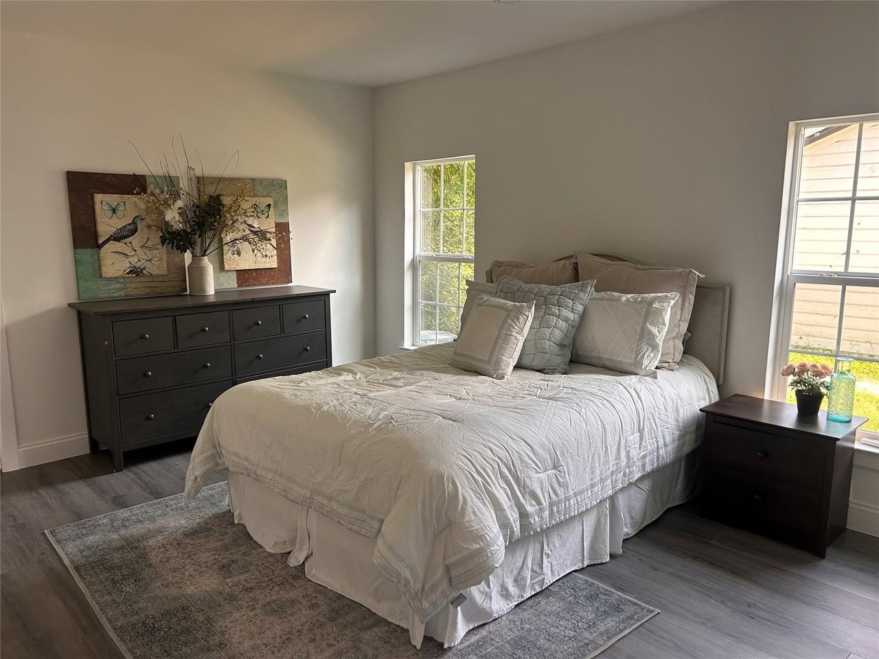 211 Kerby St - Photo 5 of 9