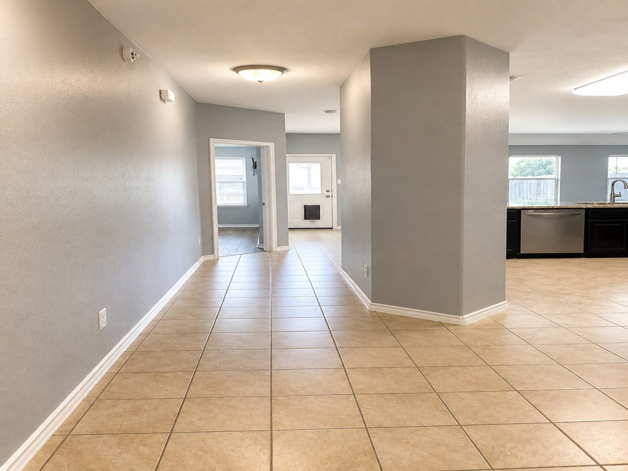 1229 Walnut Cliff Ct - Photo 5 of 30