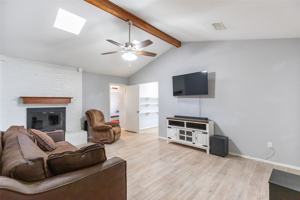 featured image of 1710 Covey Ln