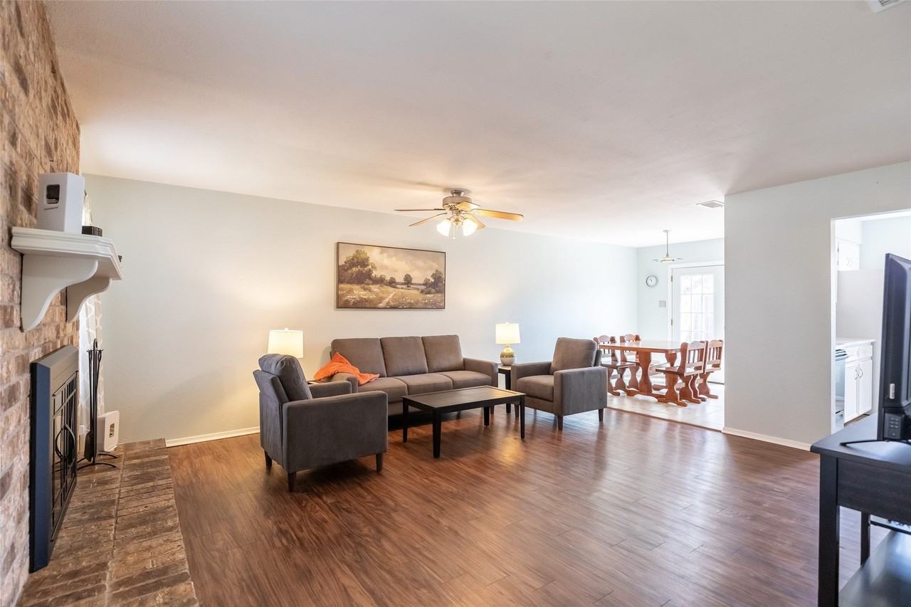 1689 Chachalaca Ln - Photo 2 of 34