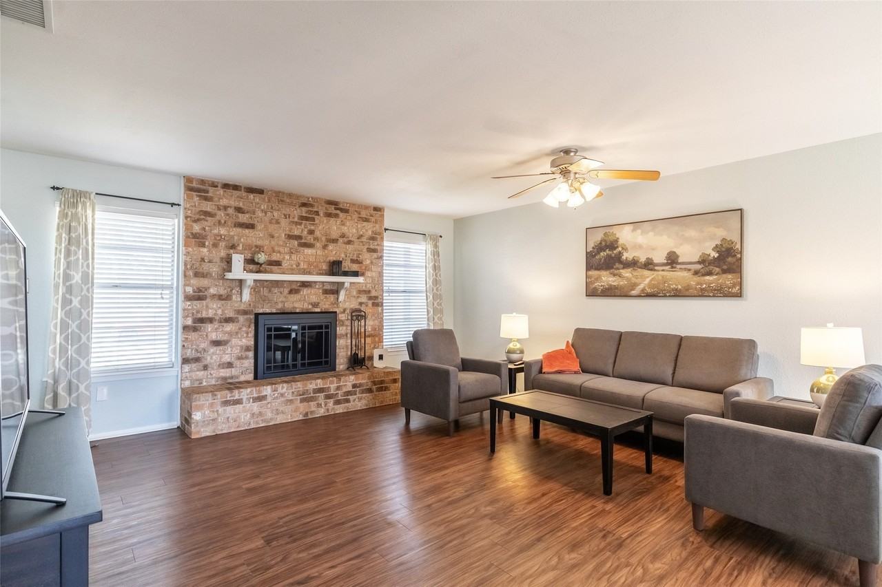 1689 Chachalaca Ln - Photo 4 of 34