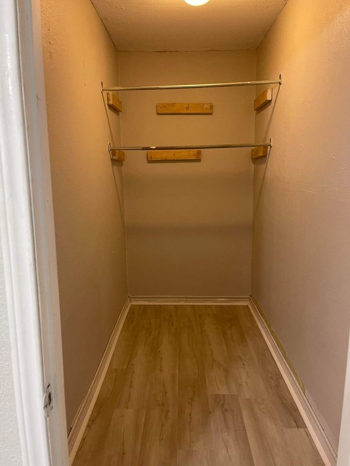 302 Kansas St #1 - Photo 7 of 19