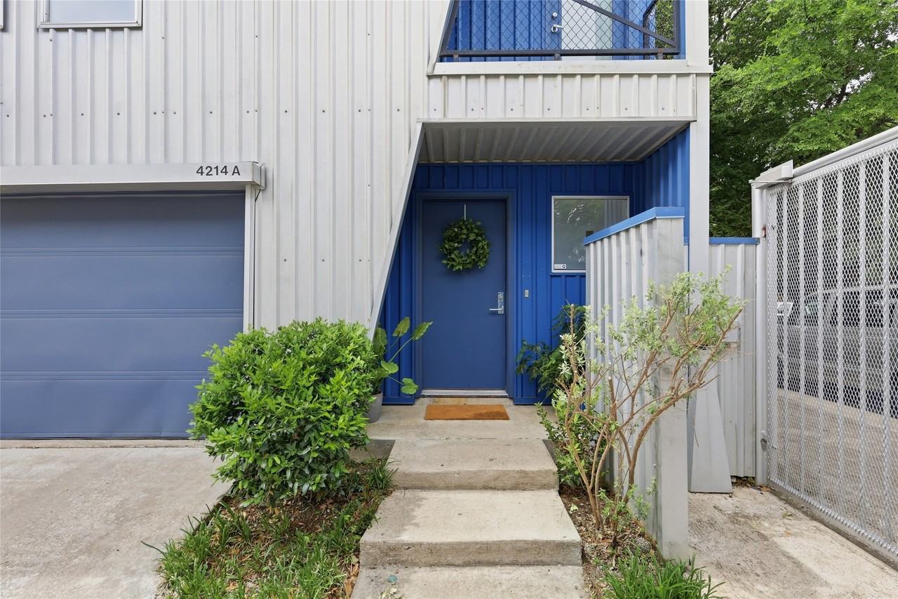 4214 Swiss Ave #A - Photo 2 of 28