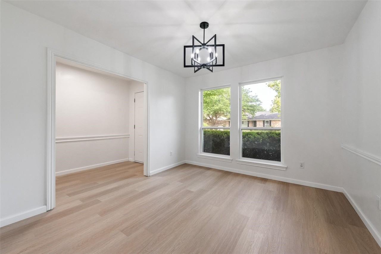 2307 Glen Forest Ln - Photo 4 of 20