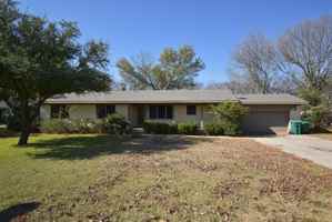 featured image of 206 S Thomas St