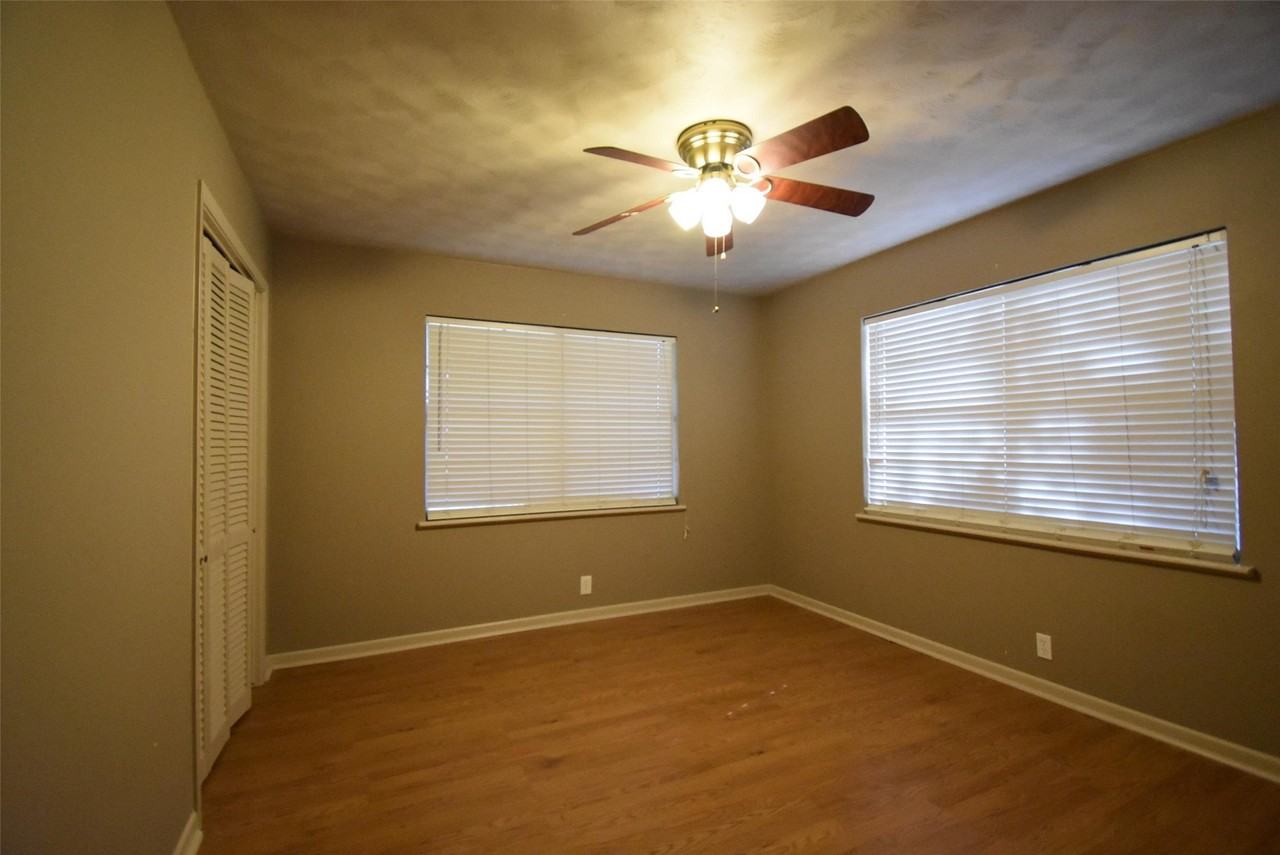 206 S Thomas St - Photo 5 of 9