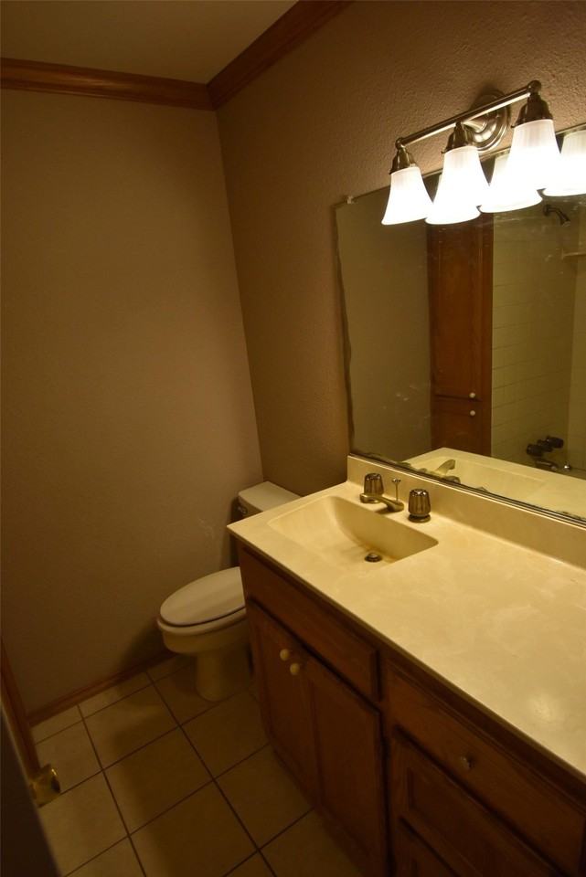 206 S Thomas St - Photo 7 of 9