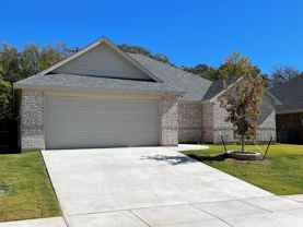 219 Clover Cir - Photo 1 of 1