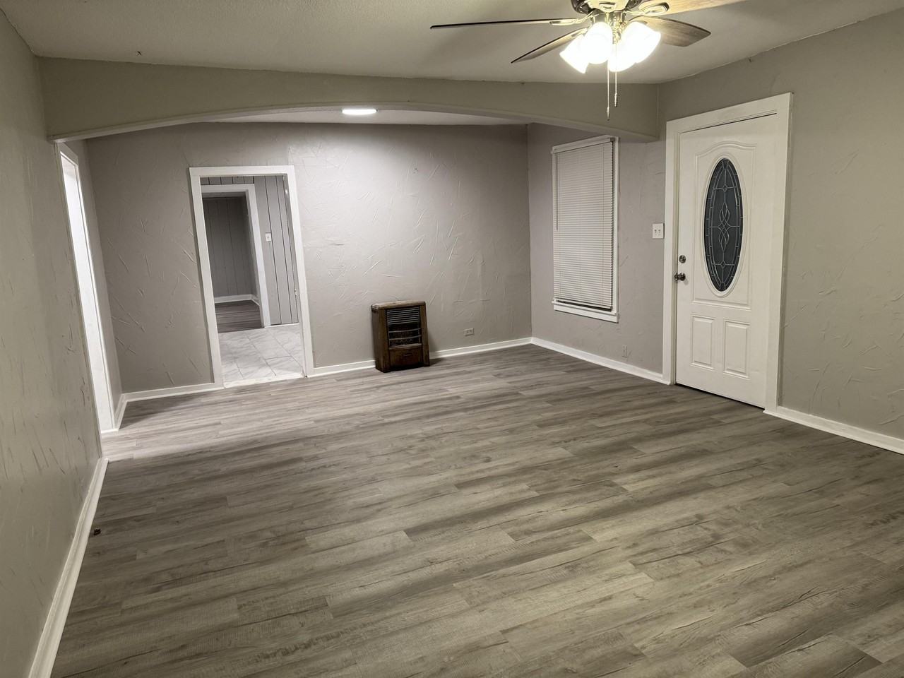 500 W Burrell St #1 - Photo 4 of 17