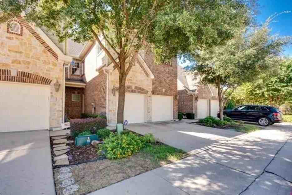 188 Milan St #803