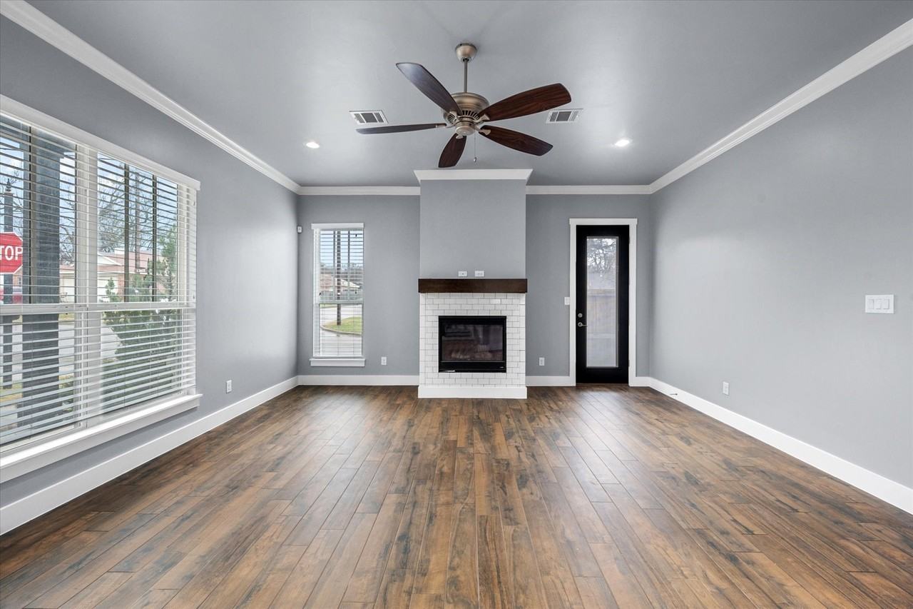 216 Alvarado St - Photo 5 of 30