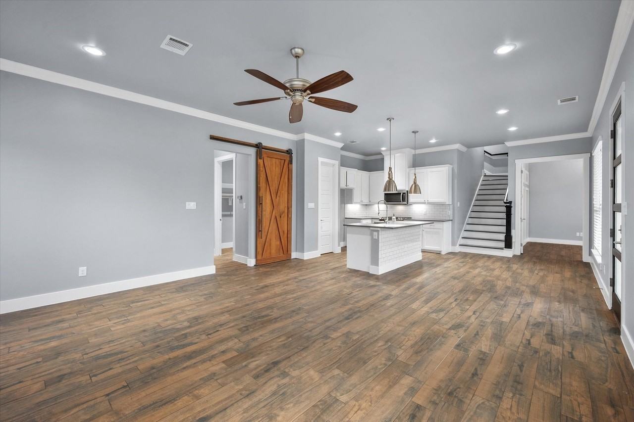 216 Alvarado St - Photo 7 of 30