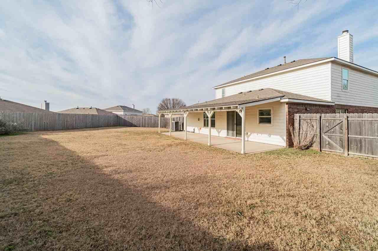 1017 Blue Jay Ln - Photo 6 of 24