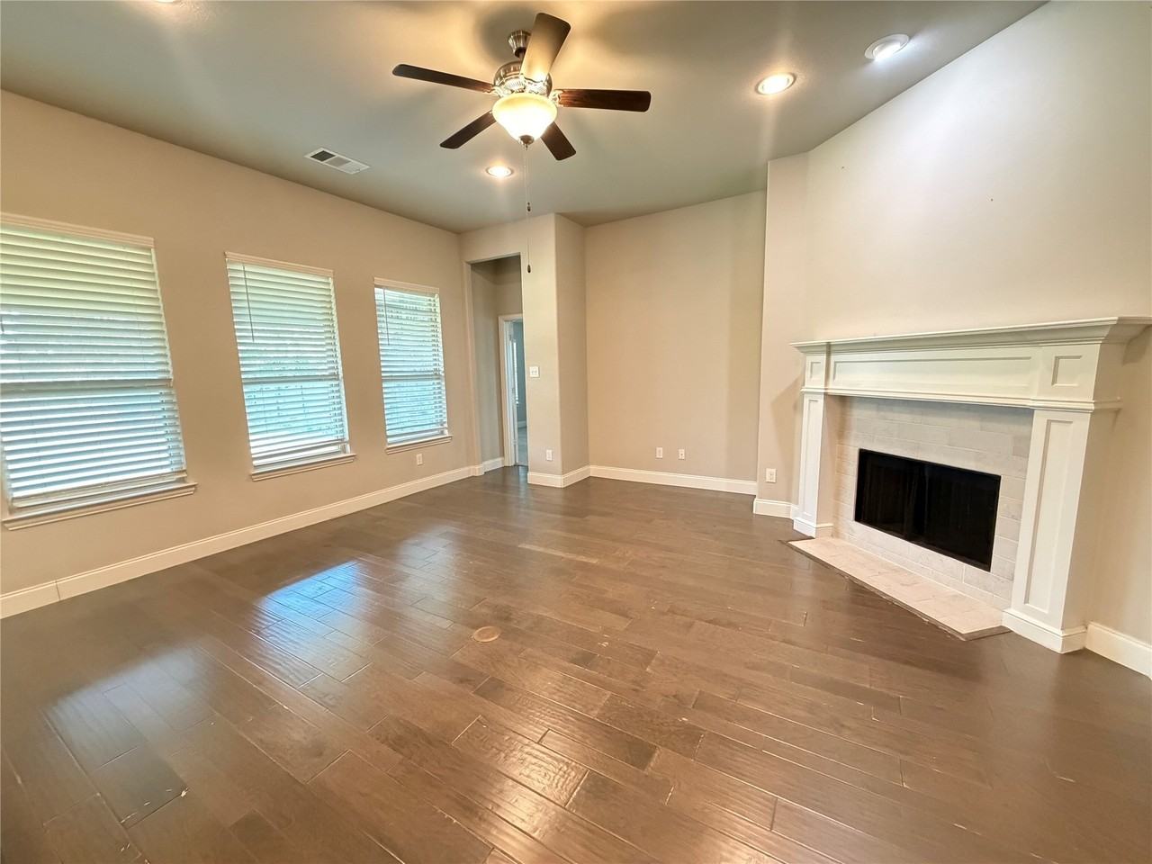 7924 Buttonwood Dr - Photo 5 of 30