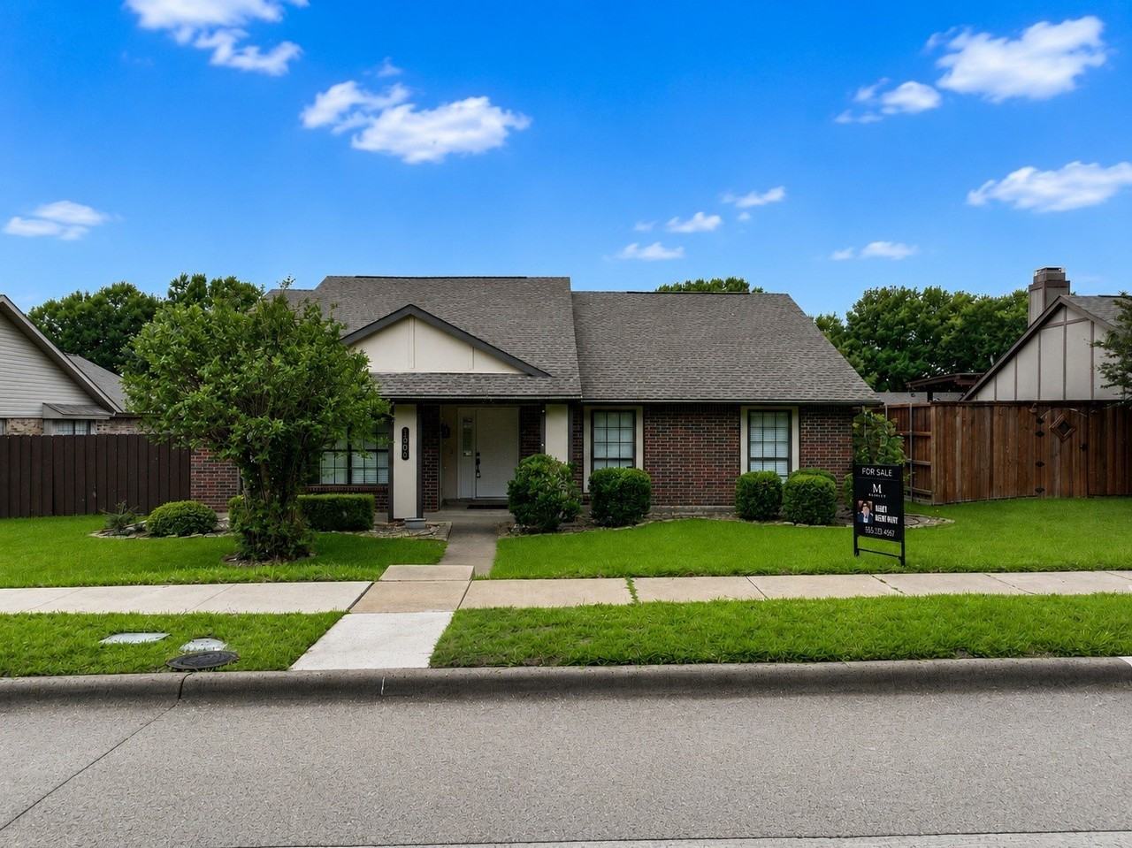 1308 Mullins Dr