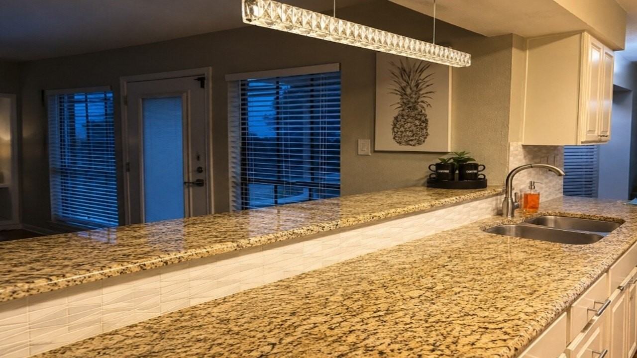1308 Mullins Dr - Photo 7 of 19