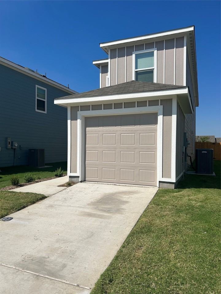 908 Grebe Dr - Photo 3 of 28